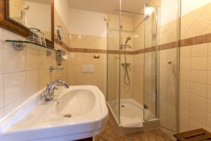 Landhotel Lindenhof Badezimmer
