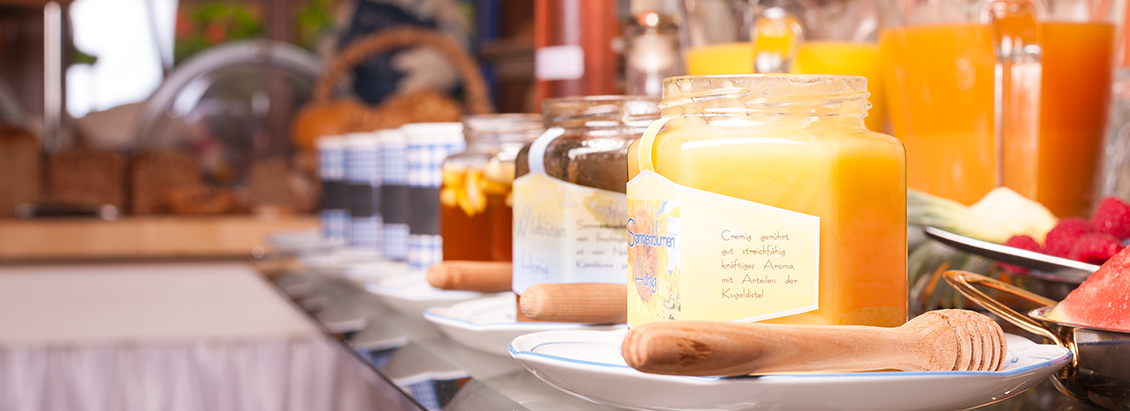 Frühstücksbuffet Marmelade entfernt